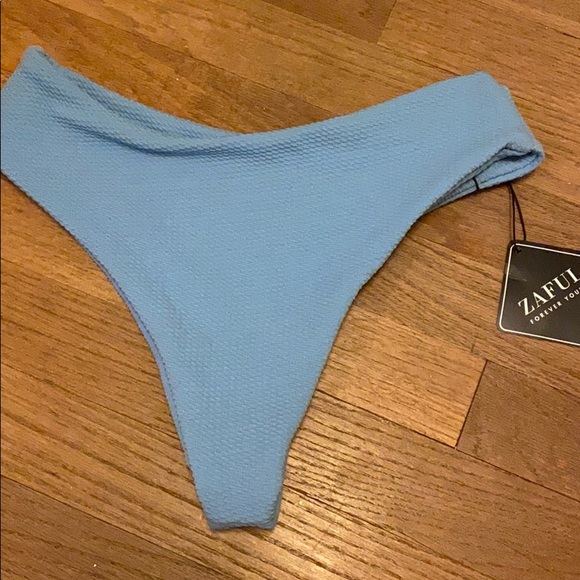 New Zaful Bikini Bottoms - Picture 2 of 4